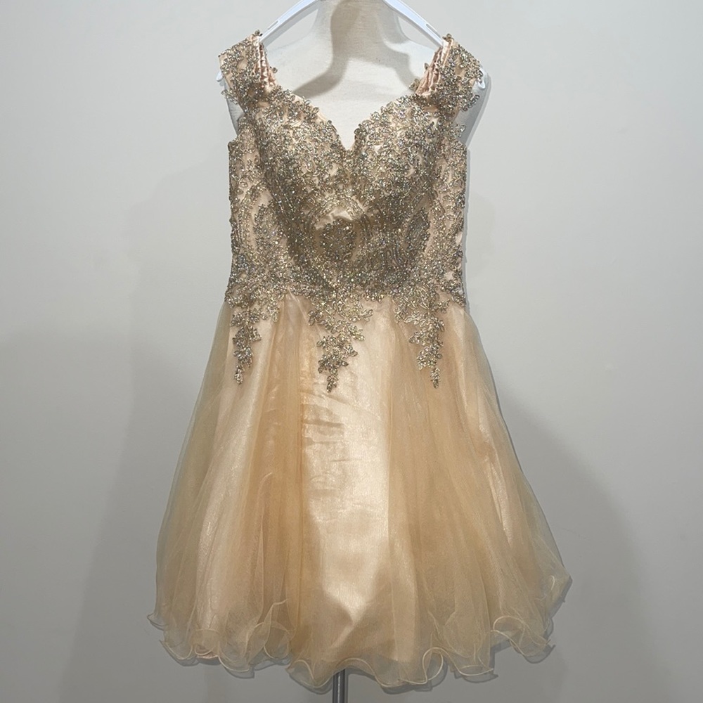 ⭐️BEAUTIFUL PARTY DRESS⭐️